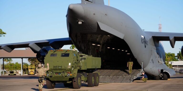 5月18日，北京，国家统计局公布第一季度经济数据，GDP同比增长4.8%