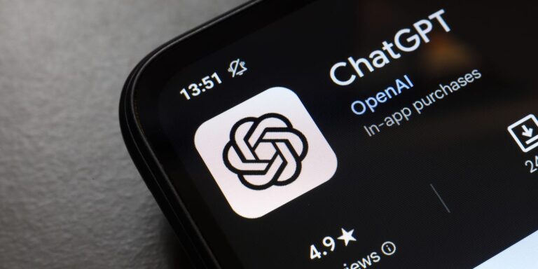 OpenAI 迅速回滚了一项新功能，该功能允许用户使与 ChatGPT 的私人对话可搜索