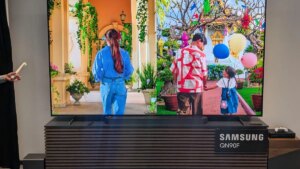 三星Micro LED TV与S90F对决：巨屏电视之战