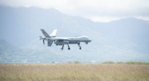 海军陆战队首次完成无人机卫星通讯发射与回收任务