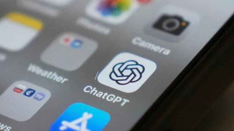 父母起诉OpenAI，指控ChatGPT致青少年自杀