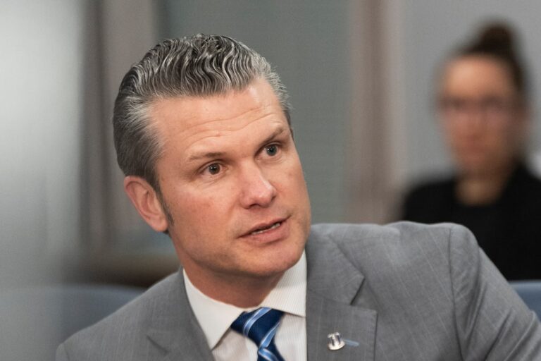 Hegseth发布新备忘录，简化软件采购流程