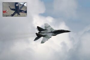 俄罗斯改装米格-29战斗机，翼下挂载无人机拦截器