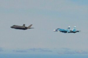意大利F-35战机升空拦截俄罗斯军机入侵波罗的海空域