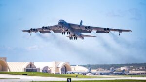 空军准备让B-52轰炸机再飞百年