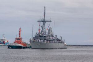 美日海军在东海联合演练，强化扫雷能力