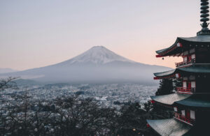 东京官员发布AI模拟富士山喷发视频
