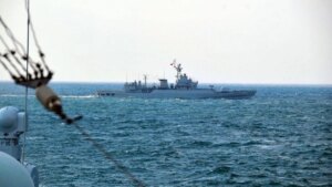 中国电磁弹射系统助力新型战机首飞成功