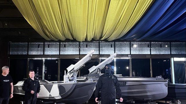 马格拉海军无人机击毁六架敌机直升机