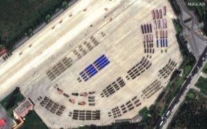 中国展示新武器挑战美军优势