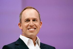 前Salesforce联合CEO布雷特·泰勒AI创业公司Sierra融资3.5亿美元，估值达100亿美元