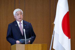 日本防务小组呼吁加强无人机和武器出口