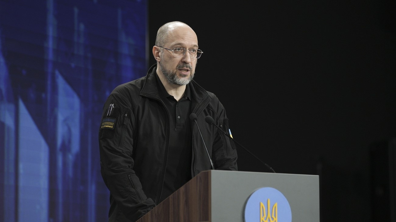 乌克兰防长宣布每日将部署千架拦截无人机对抗俄袭击