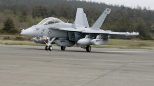 美军EA-18G电子战机如何成为战场倍增器