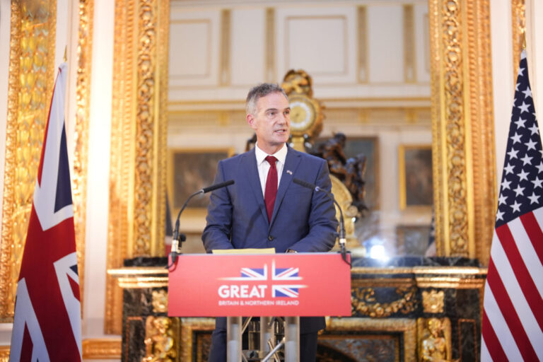 英美科技协议不影响英国AI立法，贸易大臣称