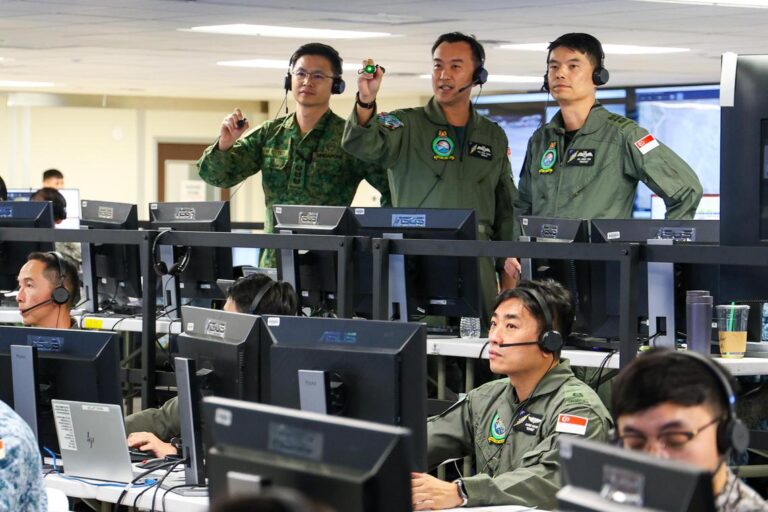 新加坡武装部队加大无人机部署，实时软件更新提升作战能力