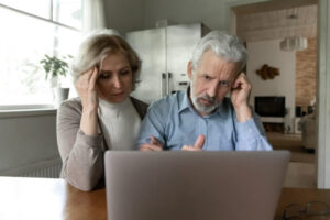OpenAI联手AARP推出老年人防骗AI培训