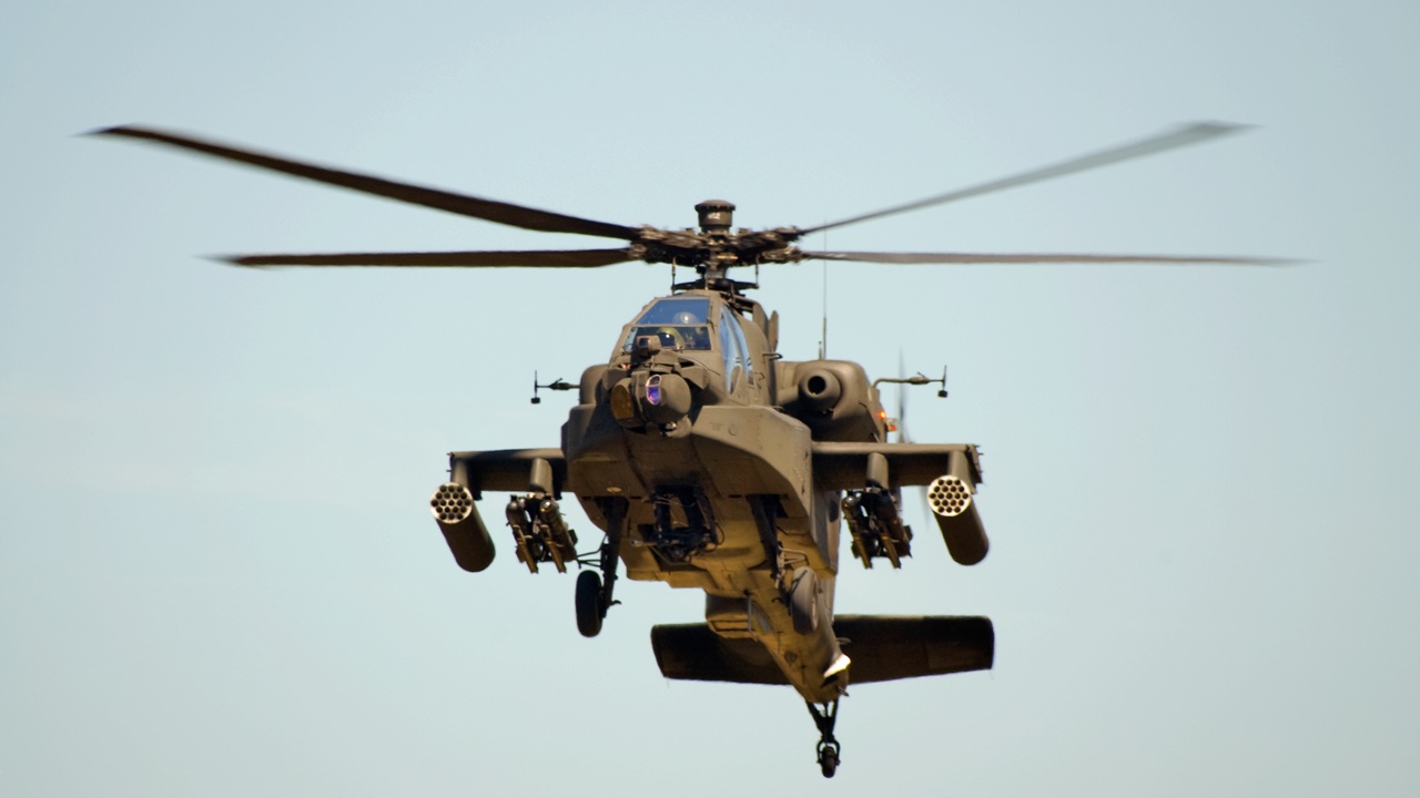 美军升级阿帕奇直升机队应对现代战场挑战