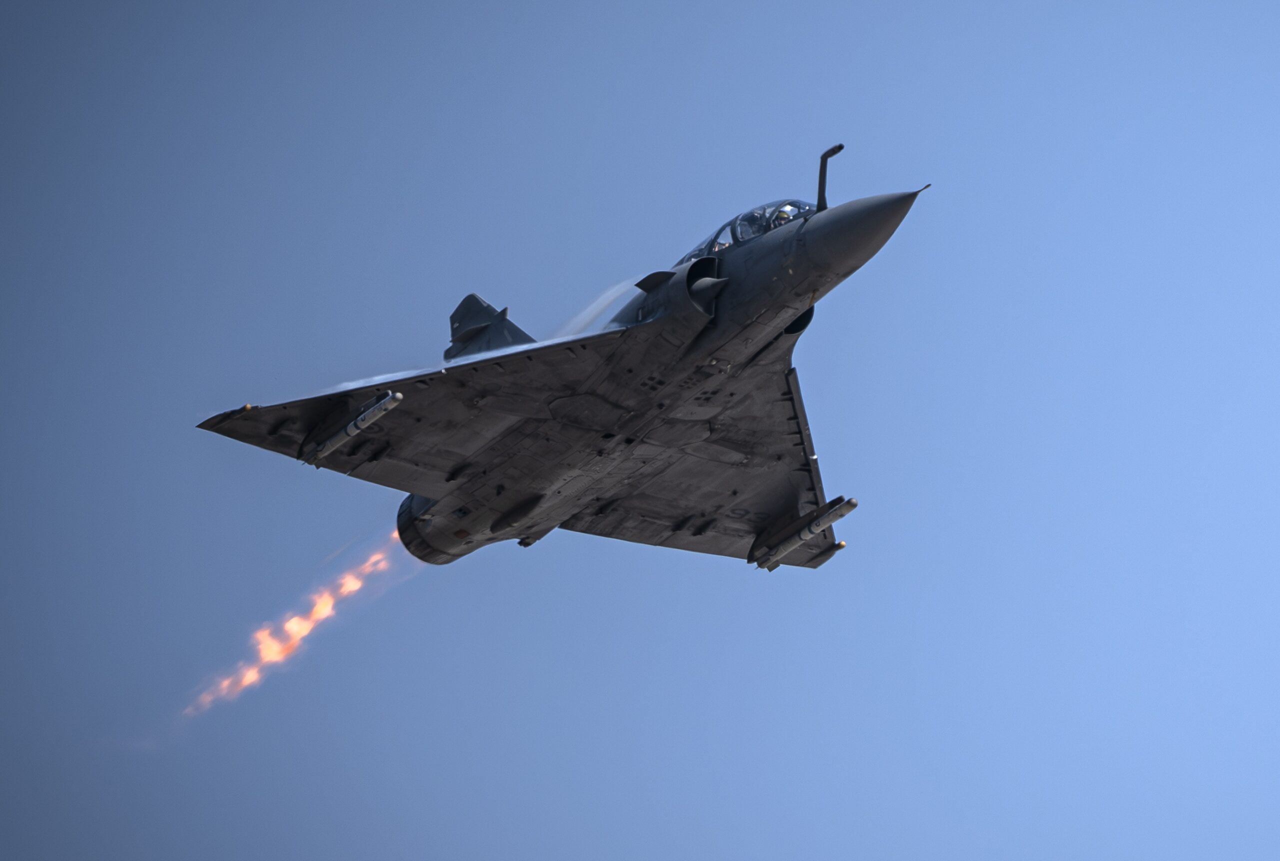 达索CEO：多国计划用阵风取代幻影2000