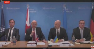 英国国防大臣宣布资助乌克兰数千远程无人机