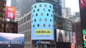 微软与Nebius达成近200亿美元AI基础设施协议