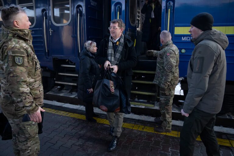 丹麦成首个北约国家生产乌克兰导弹燃料,助力乌安全