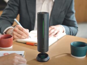 Insta360推出智能会议音箱Wave，自动记录会议要点