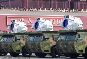 中英美激光武器竞赛：中国新式舰载激光武器亮相