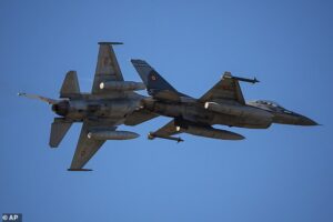 罗马尼亚因俄无人机入侵空域紧急出动F-16战机