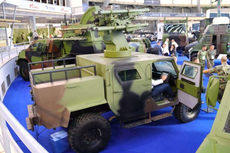 塞尔维亚展出新型车载短程防空系统MTU-4M