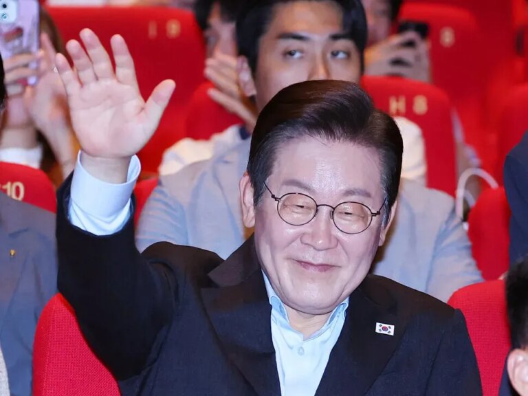 韩国总统李在明批“依赖外国军力”心态，强调自主国防重要性