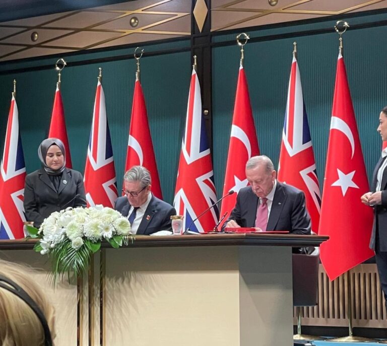 英国向土耳其出售20架台风战机，强化北约防空力量