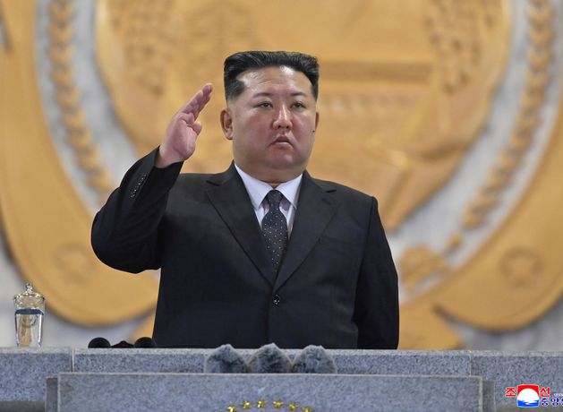 金正恩展示新型洲际导弹，朝鲜军力持续增强