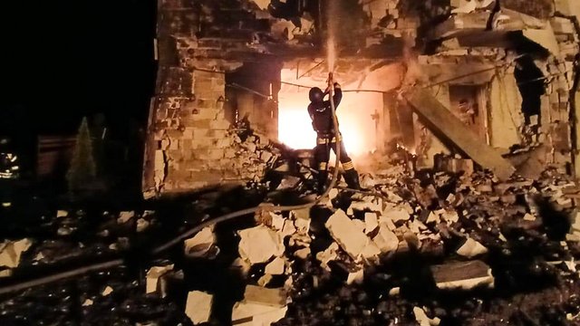 泽连斯基:俄夜袭乌使用超650架无人机和50枚导弹