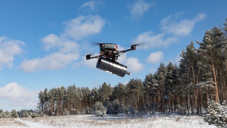 乌克兰筑网防俄光纤无人机侵袭