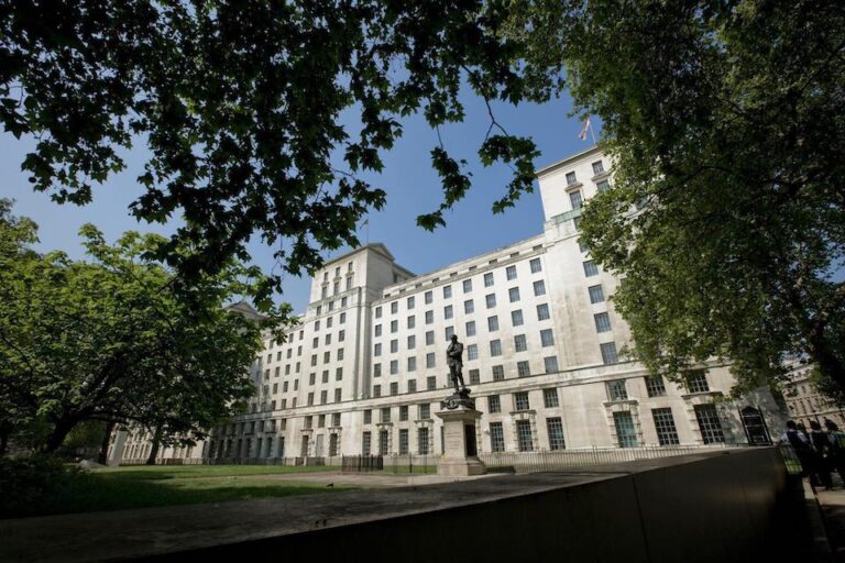 英国防长确认加大无人机生产对抗普京升级