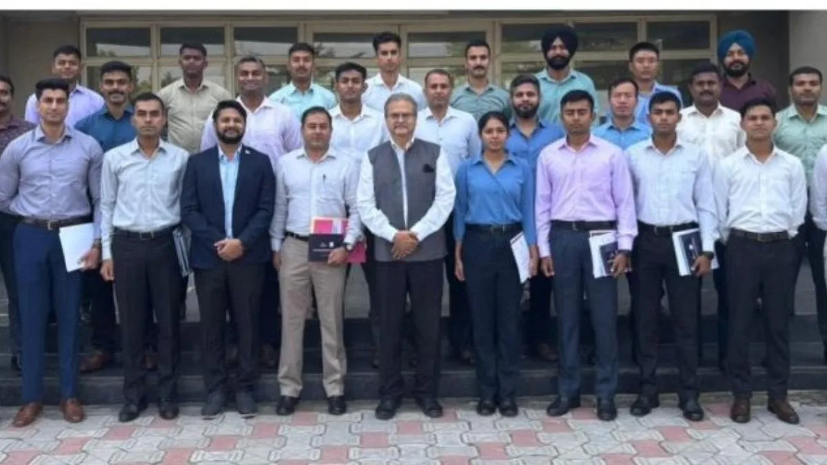 印度陆军首批军官完成IIT罗普尔无人机培训