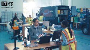 亚马逊为“减少官僚作风”将裁员 1.4 万人,同时加大 AI 投入力度