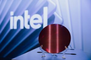 英特尔18A工艺支持未来三代CPU，Nova Lake最高52核