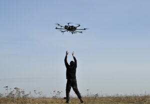 墨西哥哥伦比亚毒枭混入乌克兰国际军团学习无人机作战技术
