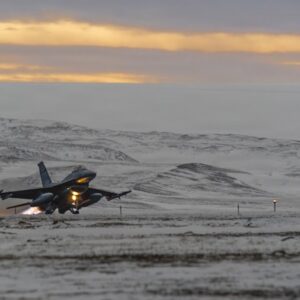 空军雄心勃勃的十年战机计划需国会全力支持
