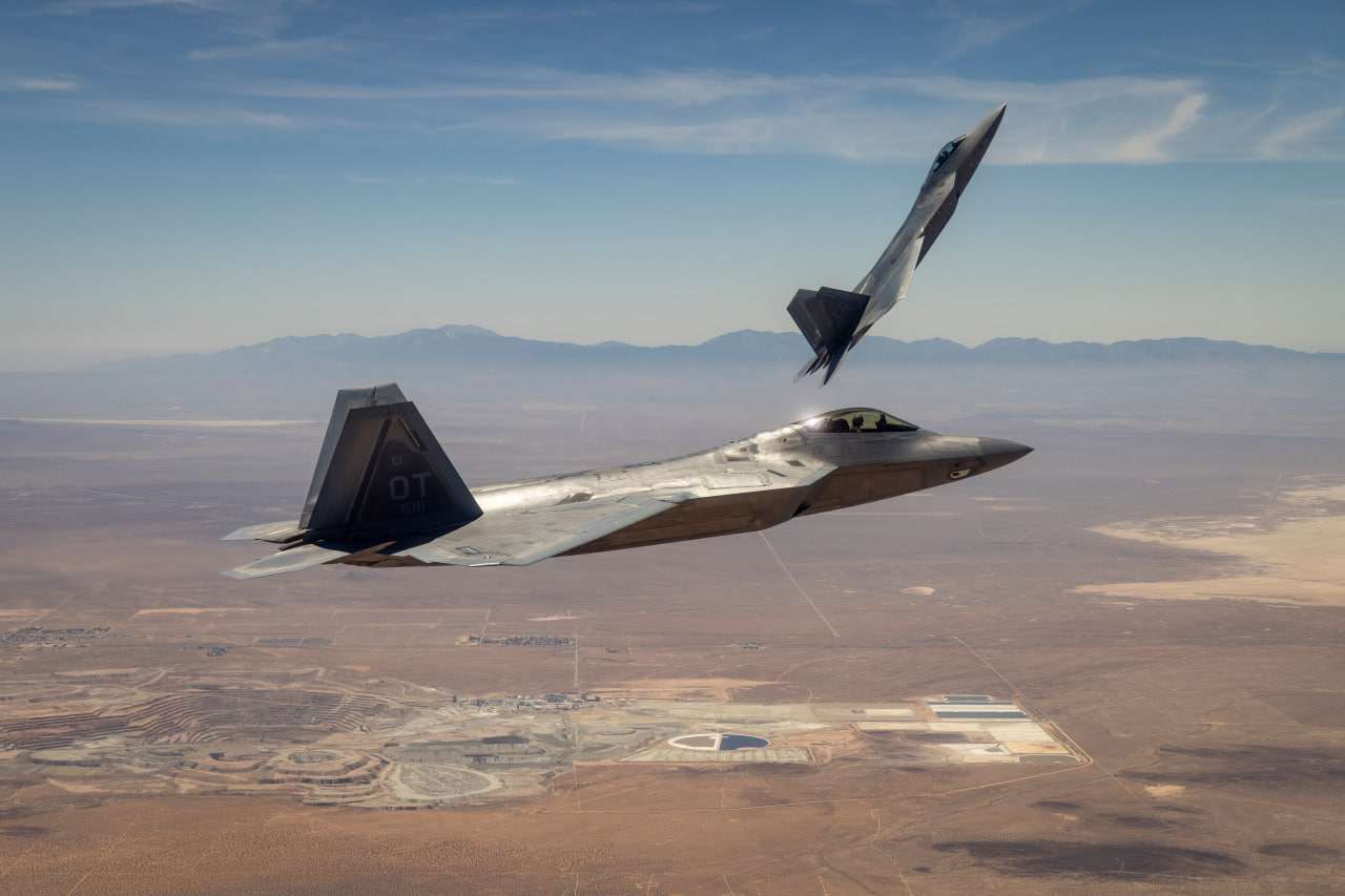 美军出租基地土地建AI数据中心,安全风险引担忧