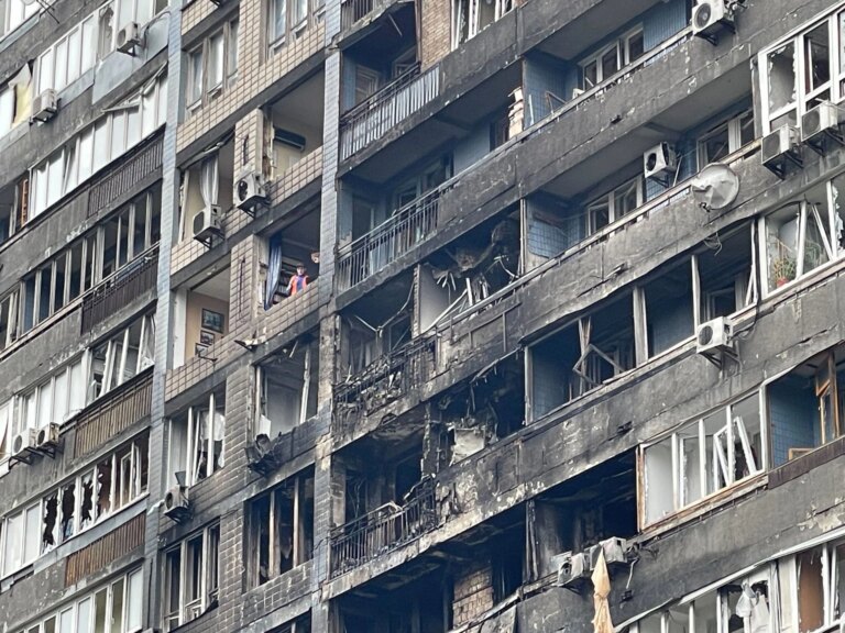 乌军方称防空系统效能达74%，需进一步提升保护关键设施