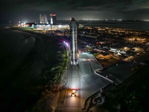 特斯拉FSD v14发布，停车库导航显著提升