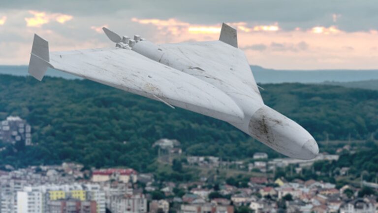 俄新型喷气无人机具备电子战免疫能力