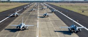 泽连斯基透露与法国谈判引进阵风战斗机,或增加对法依赖风险