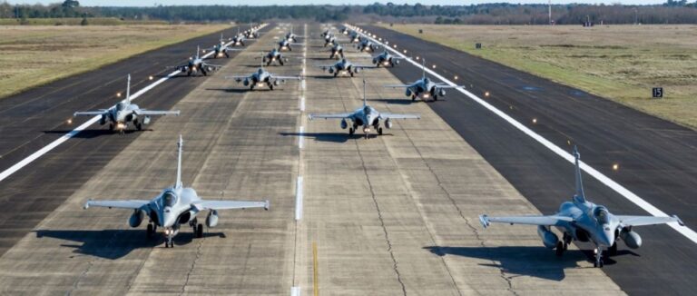 泽连斯基透露与法国谈判引进阵风战斗机，或增加对法依赖风险