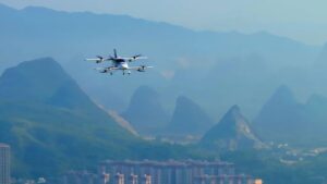 亿航智能发布650万VT35，长航程无人驾驶载人航空器