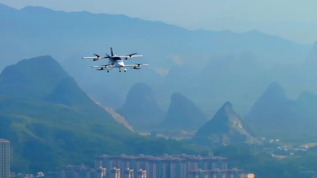 亿航智能发布650万VT35，长航程无人驾驶载人航空器