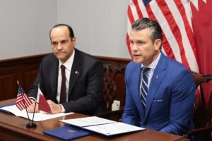 美国防长宣布卡塔尔将在爱达荷空军基地建设施